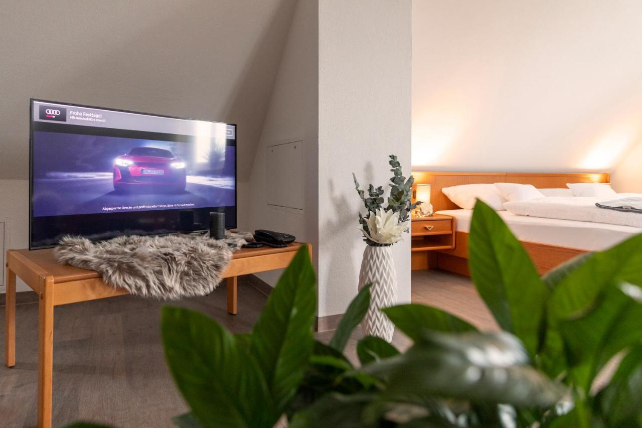 Hotel Am Ludwigskanal Вендельштайн Экстерьер фото
